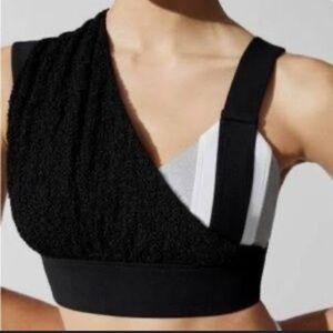 No ka oi sports bra size 00-XS